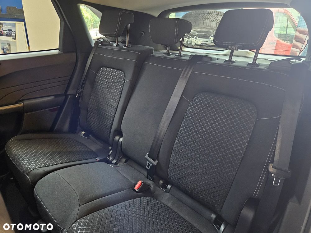 Ford Kuga 2.5 FHEV AWD Titanium eCVT - 21
