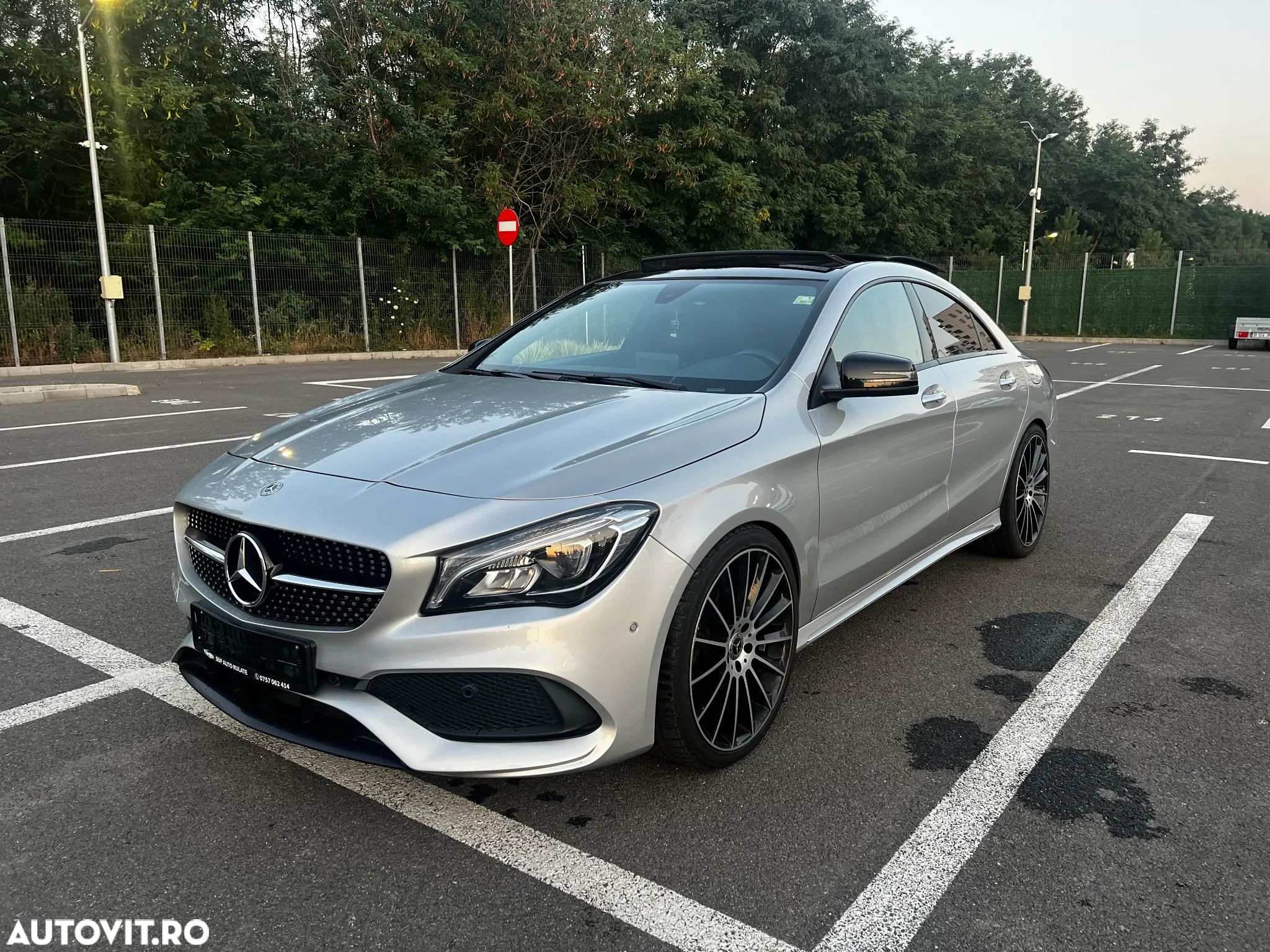 Mercedes-Benz CLA 200 d 7G-DCT AMG Line - 1