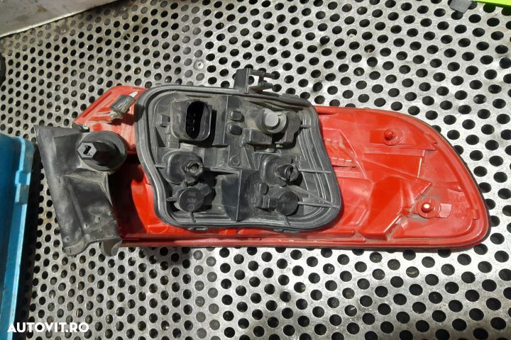 Lampa / Tripla stop stanga pe aripa 8P4945096E 8P4945096E Audi A3 8P/ - 3