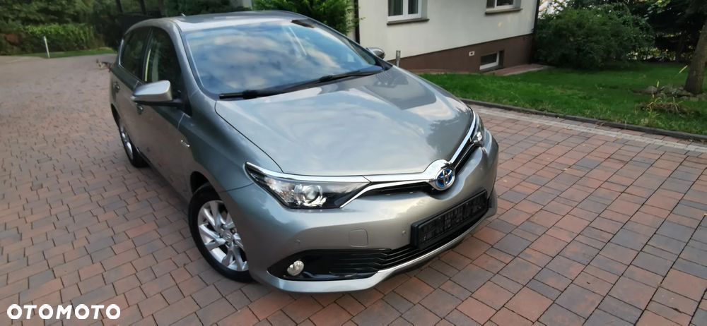 Toyota Auris - 5