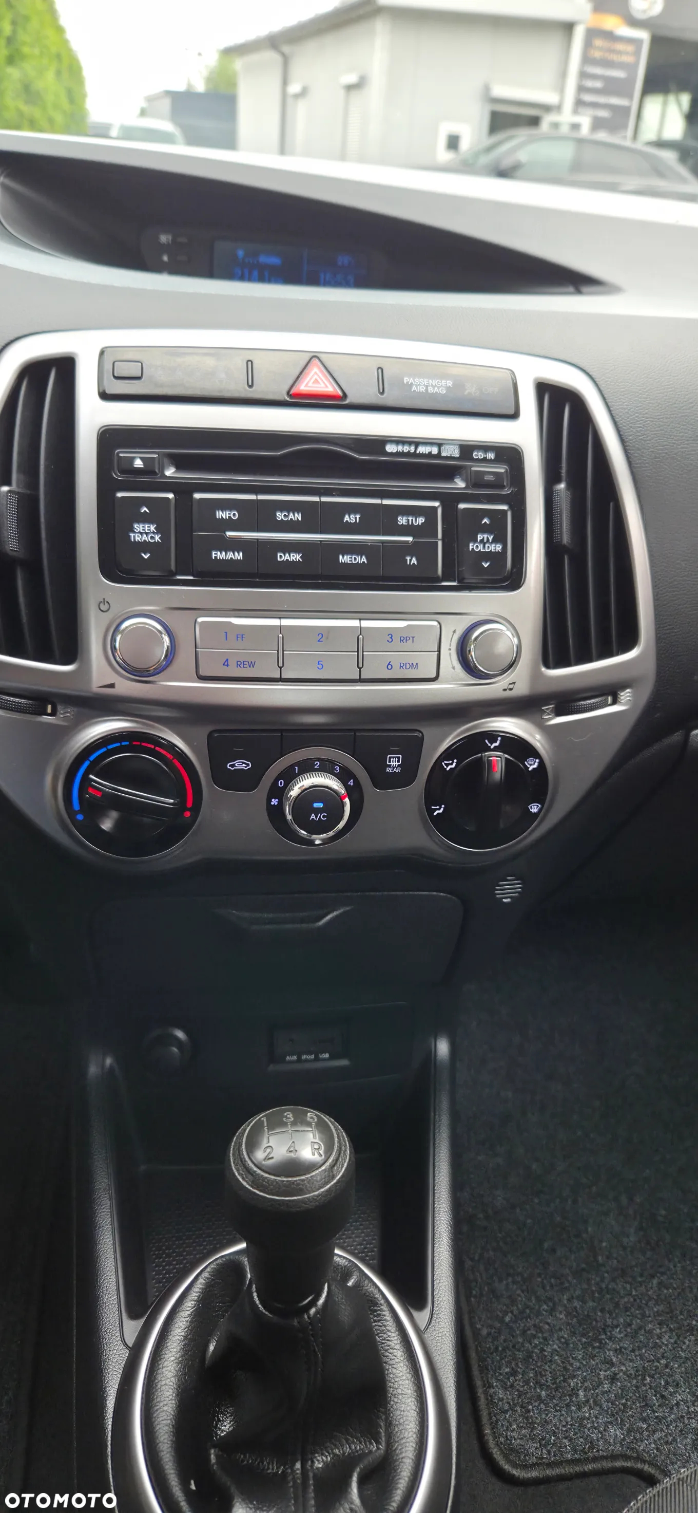 Hyundai i20 1.25 Comfort - 27