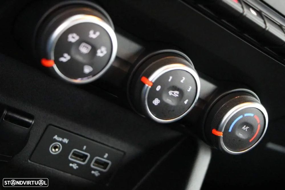 Renault Clio 1.0 TCe Limited Bi-Fuel - 18