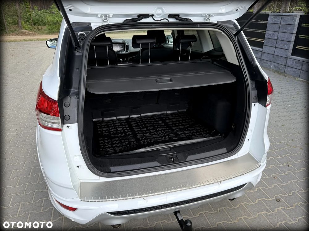 Ford Kuga 2.0 TDCi 4x4 Titanium - 26