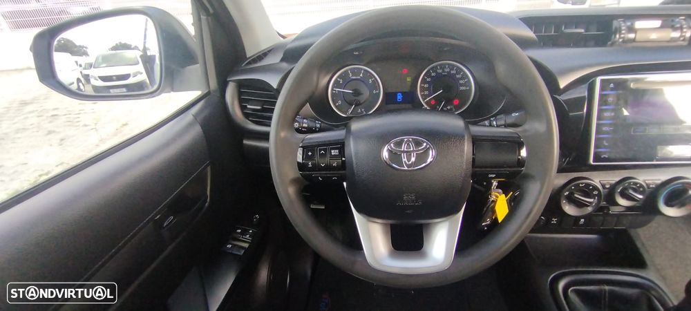 Toyota HILUX KINGCAB 4WD 2.4 D-4D 150CV || 4X4 - 10