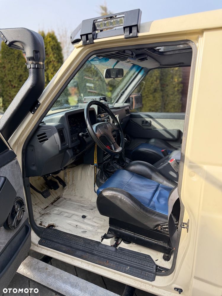Nissan Patrol 2.8 TD SWB SLX - 21