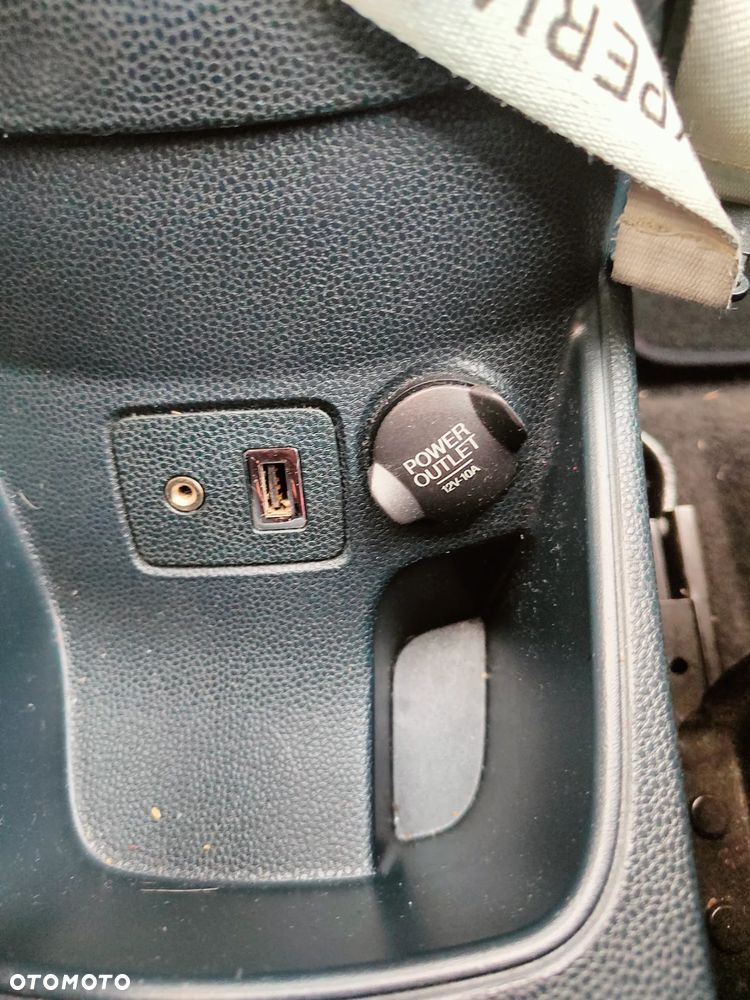 Ford Fiesta 1.6 Titanium - 25