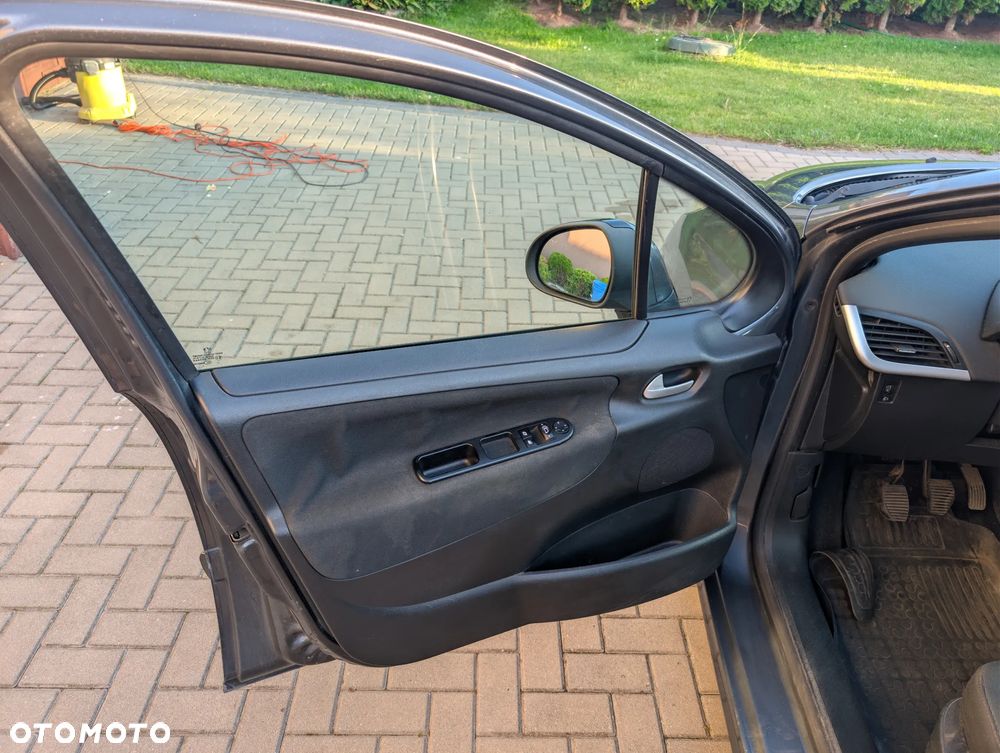 Peugeot 207 1.6 HDi Active - 15