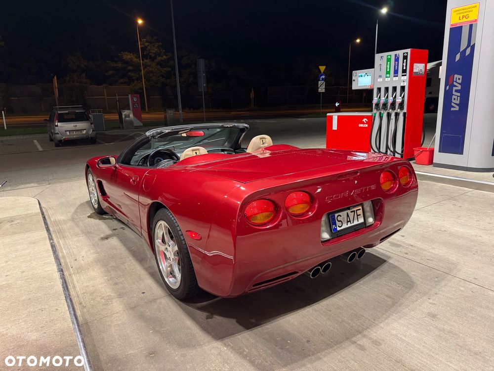 Chevrolet Corvette ver-convertible-5-7 - 3