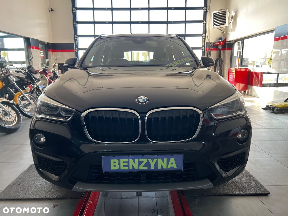 BMW X1 sDrive18i Business Edition - 10