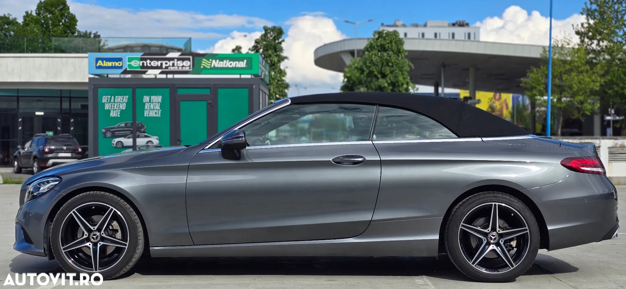 Mercedes-Benz C 220 d Cabrio 9G-TRONIC - 33