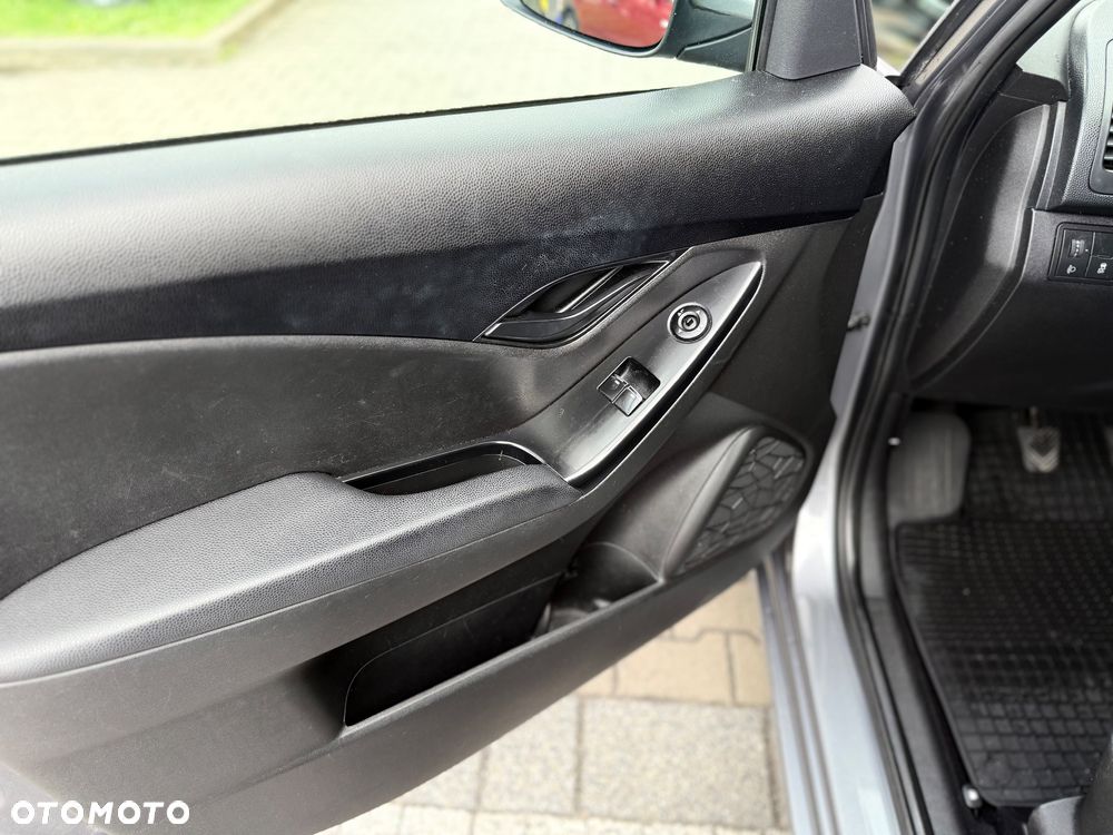 Hyundai ix20 1.4 BlueDrive Classic + - 25