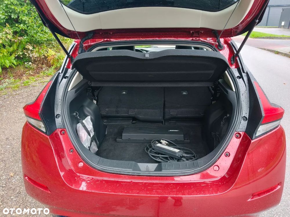 Nissan Leaf 40 kWh TEKNA - 12