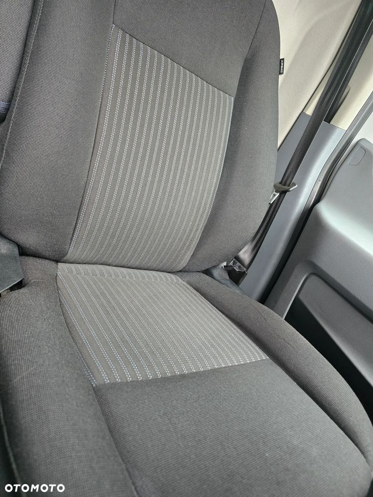 Ford Transit - 11