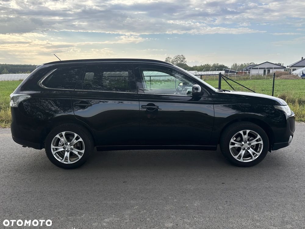 Mitsubishi Outlander 2.0 2WD CVT Diamant Edition - 14