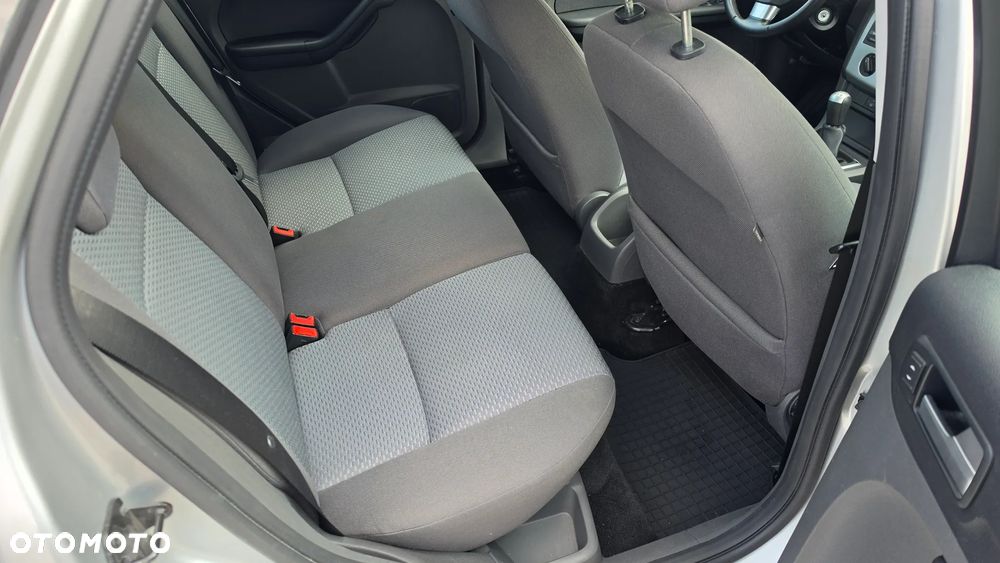 Ford Focus 1.8 Trend - 8