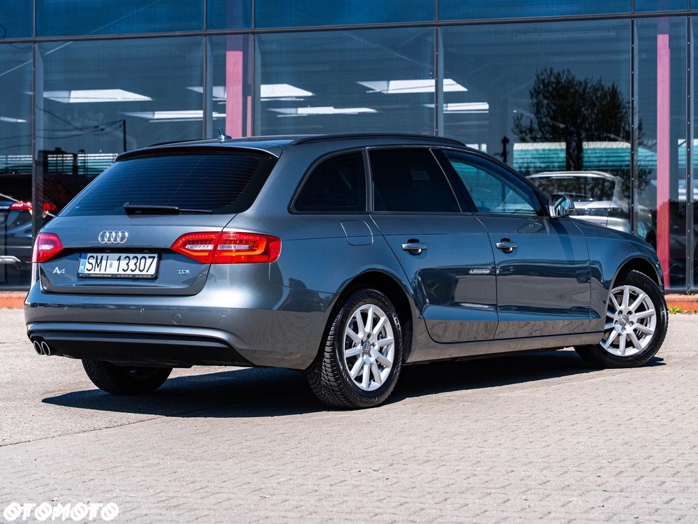 Audi A4 Avant 2.0 TDI S tronic - 8