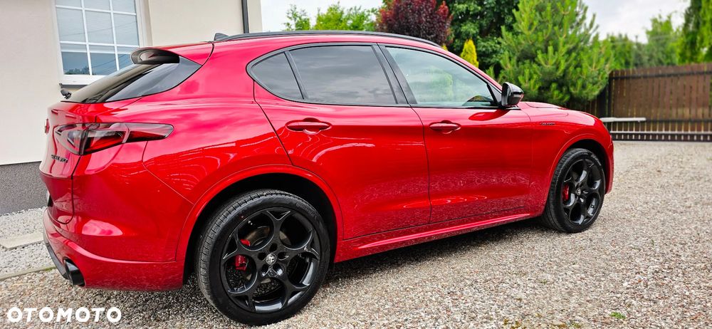 Alfa Romeo Stelvio 2.0 Turbo 16V AT8-Q4 Veloce Ti - 5
