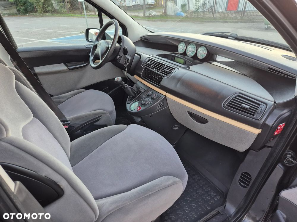 Citroën C8 2.0 SX - 18
