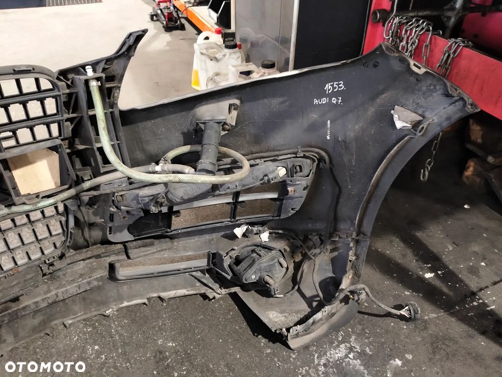 Zderzak przód Audi Q7 - 12