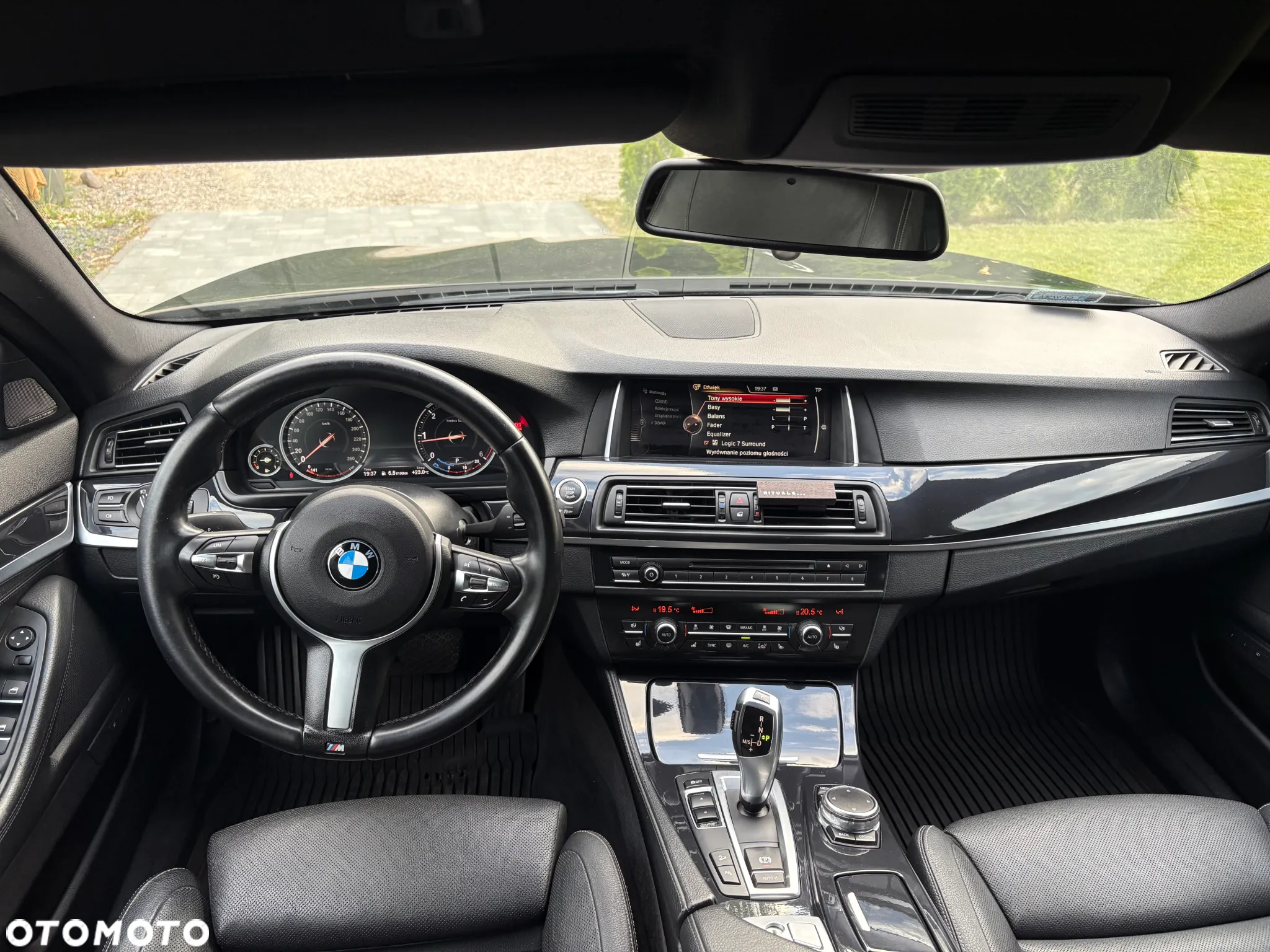 BMW Seria 5 525d xDrive Luxury Line - 17