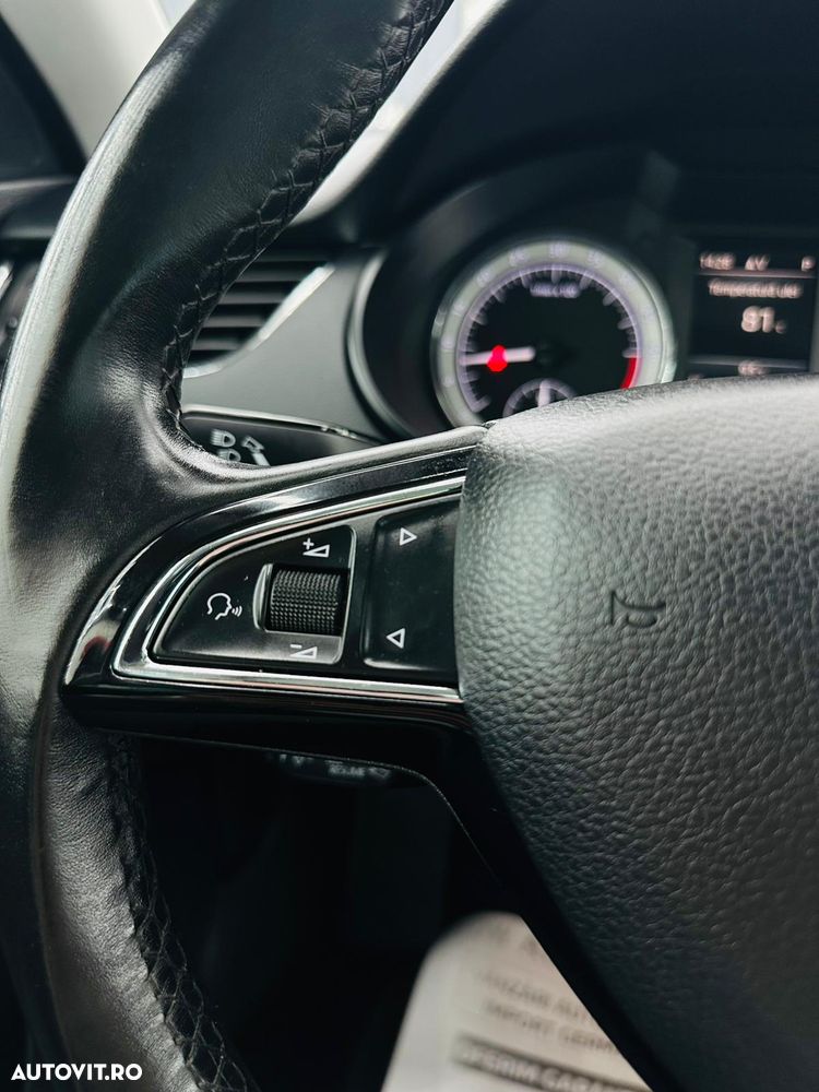 Skoda Octavia 1.6 TDI DSG Ambition - 35