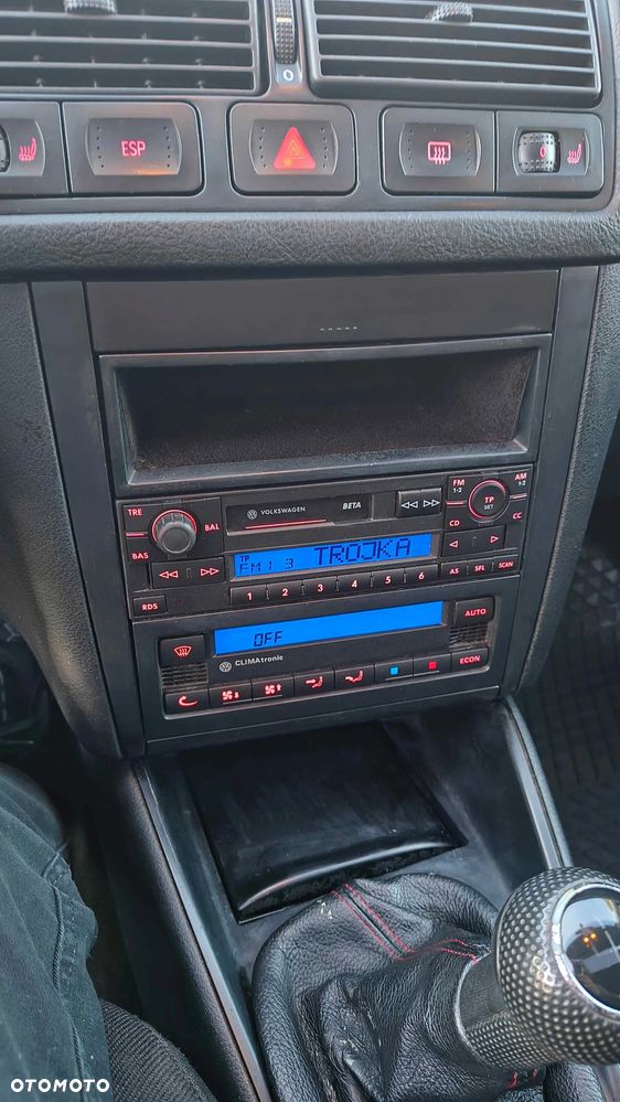 Volkswagen Golf - 4