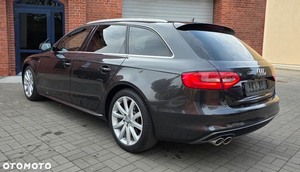 Audi A4 Avant 2.0 TDI DPF S line Sportpaket - 17