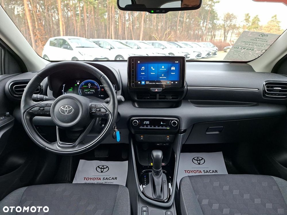 Toyota Yaris Hybrid 1.5 Style - 9