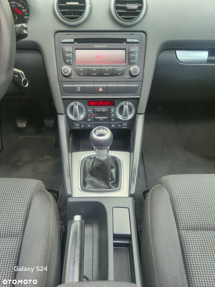 Audi A3 Sportback 1.6 Ambition - 11