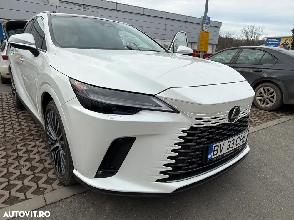 Lexus Seria RX 450h+ E-Four PHEV Executive - 3