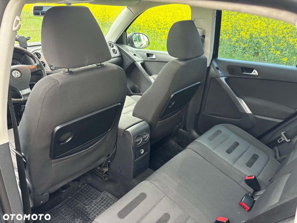 Volkswagen Tiguan - 18