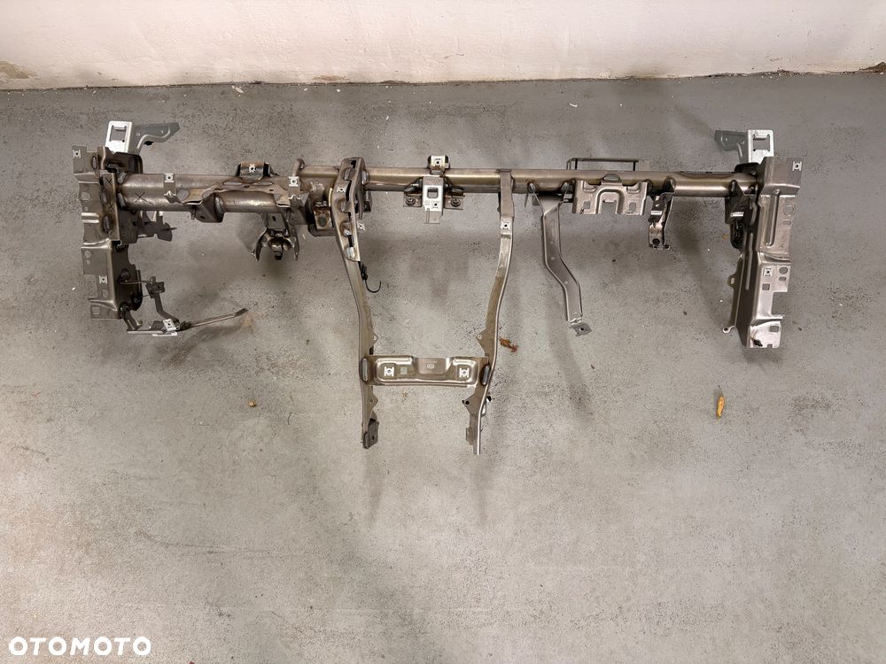 Stelaż pod Deskę , Konsole Ford  Courier MK3 - 1