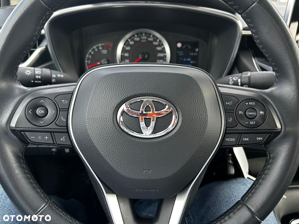 Toyota Corolla - 11