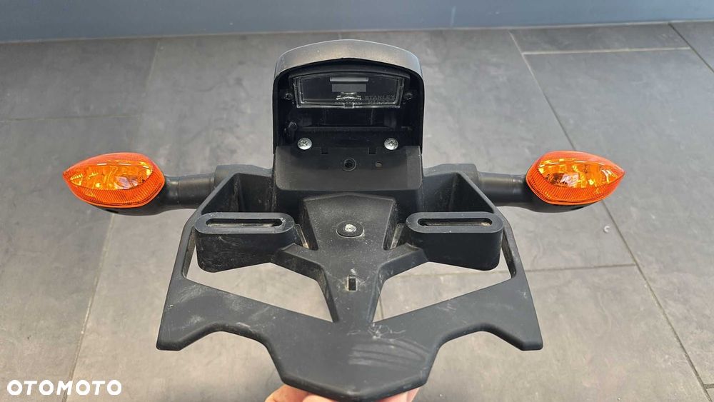 Mocowanie Tablicy Rejestracyjnej Ogon Yamaha YZF R1. 2009-11 [2136] - 4