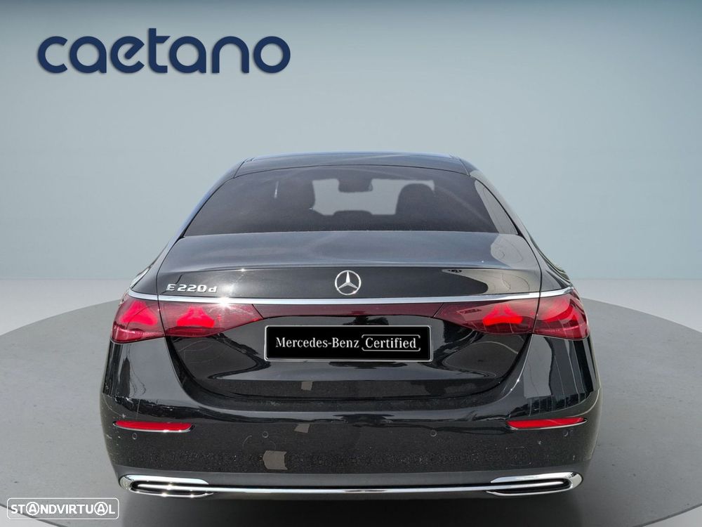 Mercedes-Benz E 220 - 7
