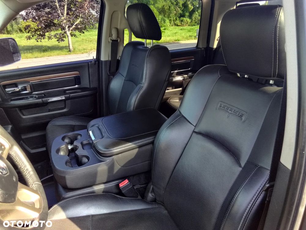 Dodge RAM ver-5-7-crew-cab-longbed-laramie-black - 21