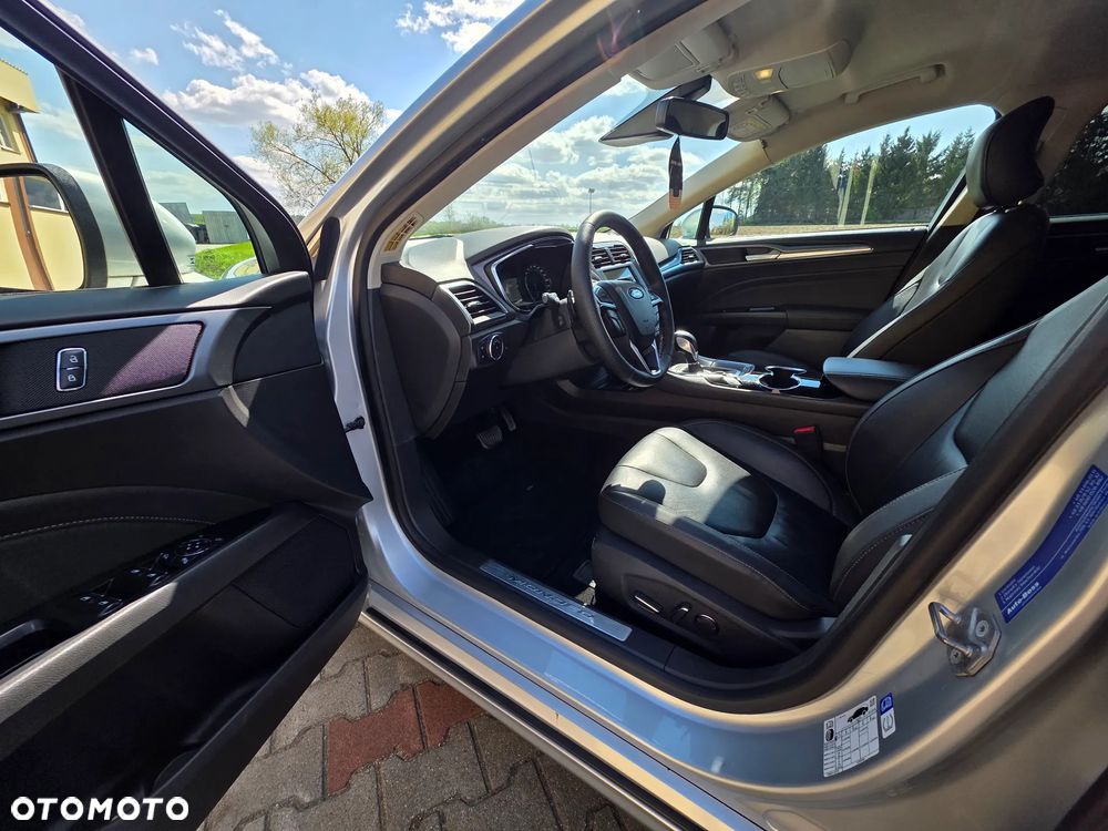 Ford Mondeo 2.0 TDCi Titanium PowerShift - 10