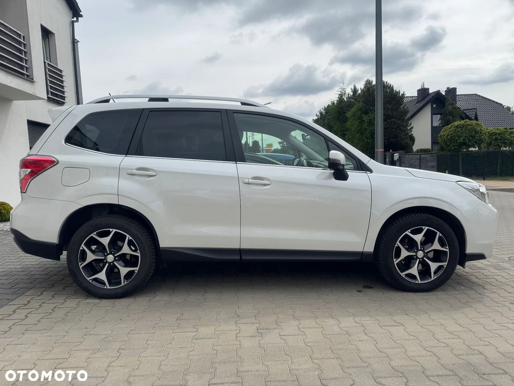 Subaru Forester 2.0XT Comfort Lineartronic - 3