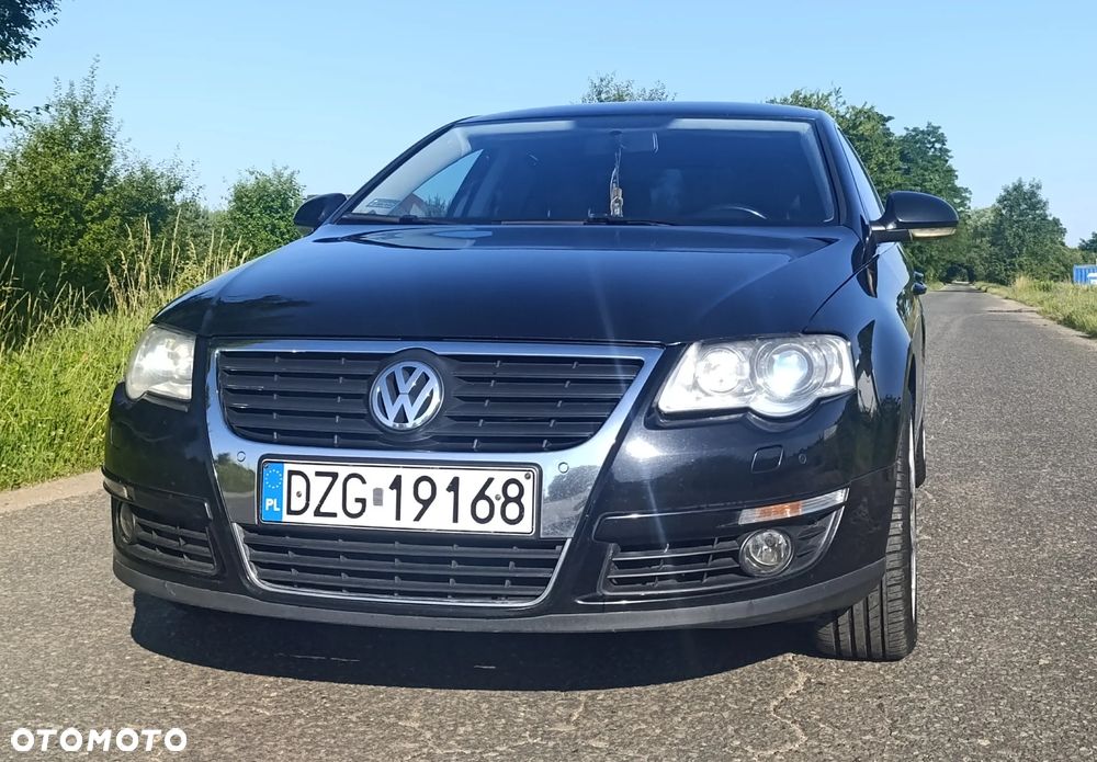 Volkswagen Passat 2.0 TDI DPF Comfortline - 16