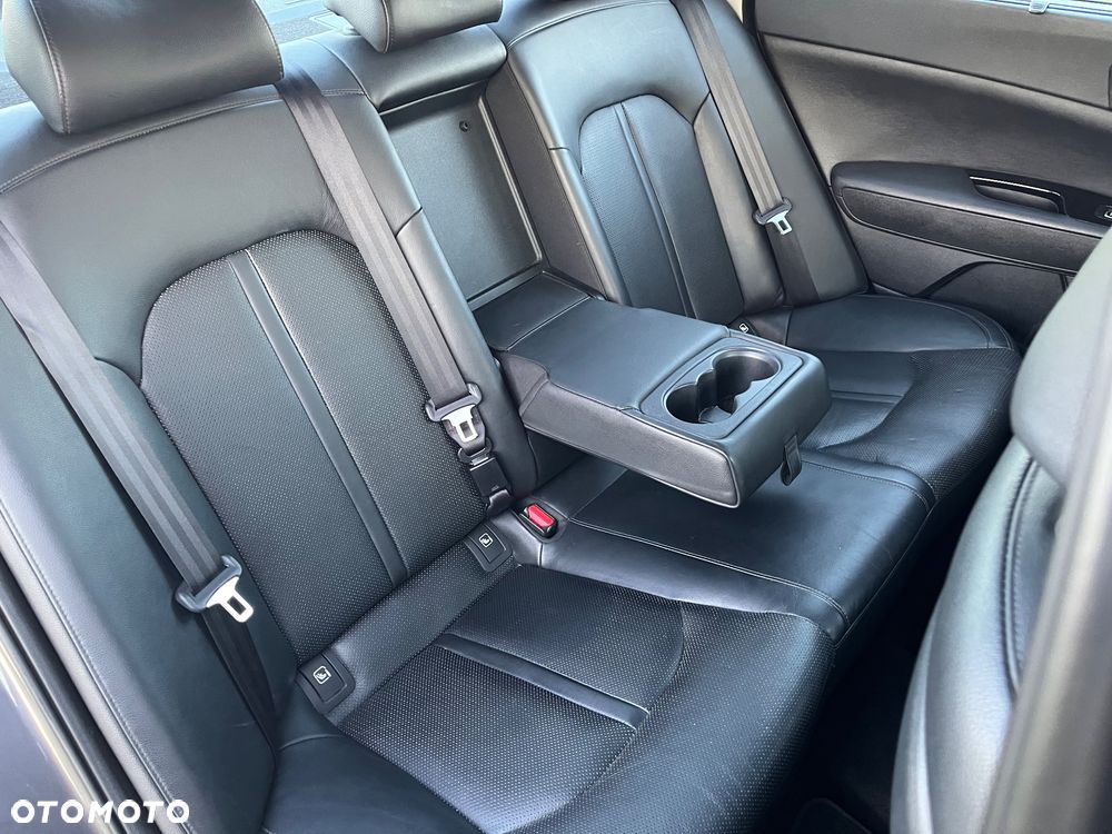 Kia Optima 1.7 CRDI XL DCT - 24