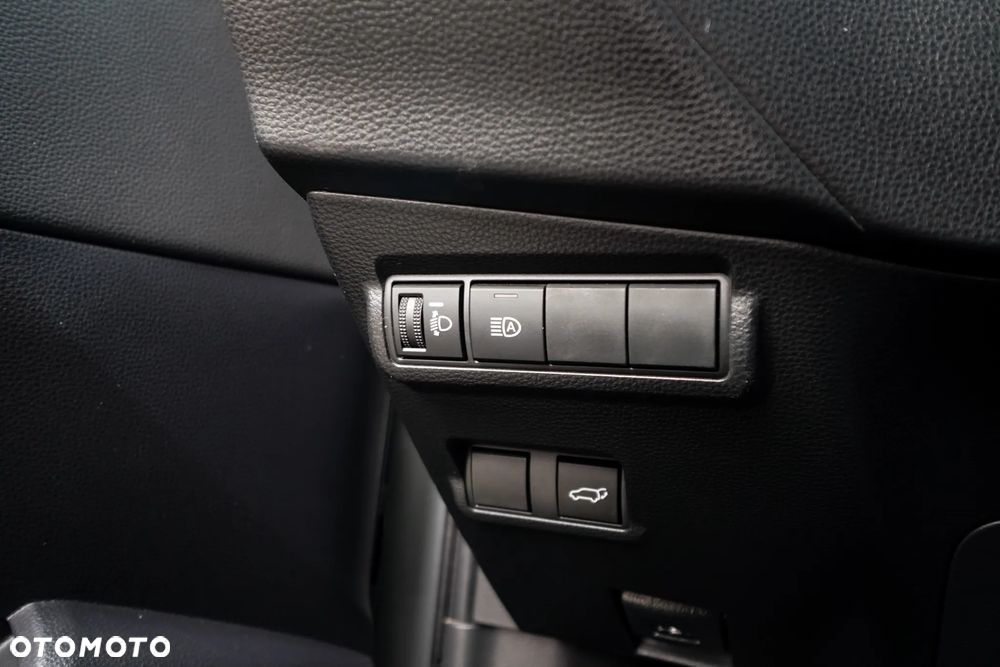 Toyota Corolla Cross 2.0 Hybrid Style - 19