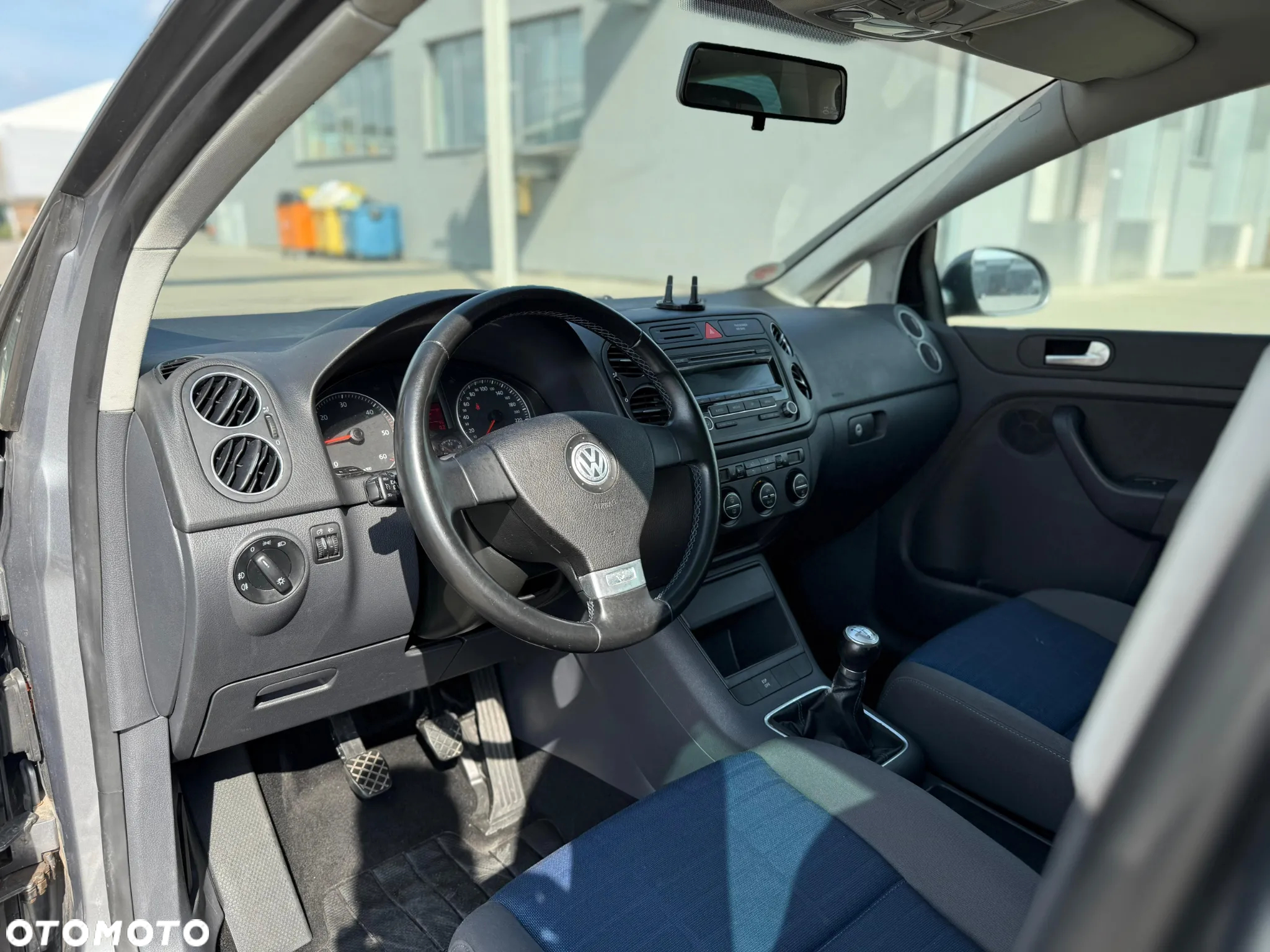 Volkswagen Golf Plus 2.0 TDI Comfortline - 15