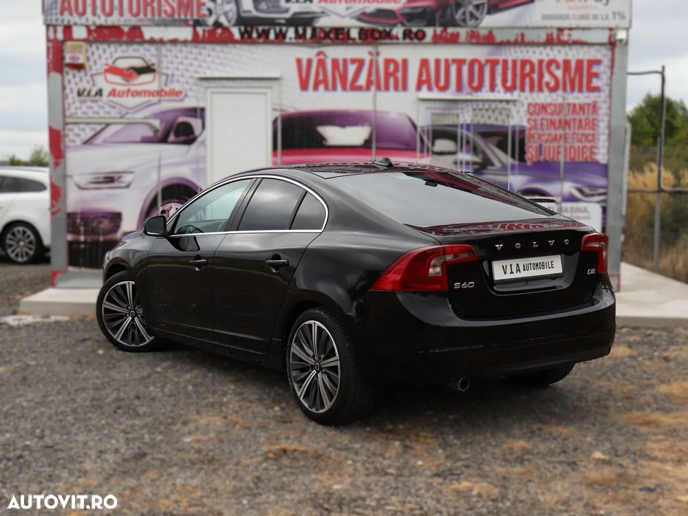 Volvo S60 D2 Geartronic Momentum - 2