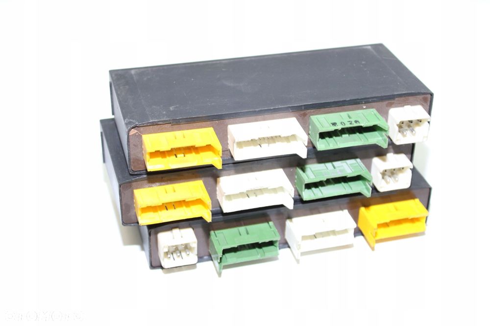 MODUŁ KOMFORTU STEROWNIK BMW E34 E32 1379740 - 2