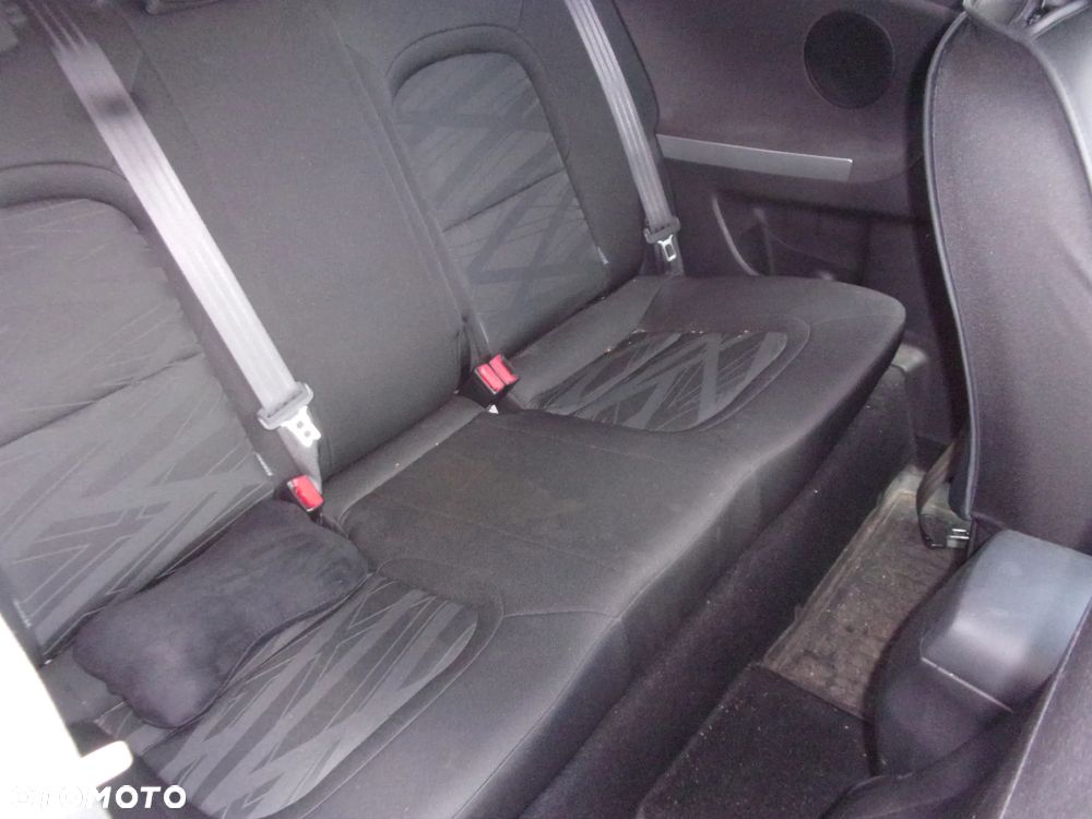 Kia Ceed - 5
