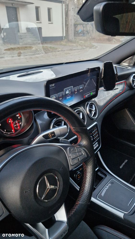 Mercedes-Benz CLA Shooting Brake 220 (CDI) d 7G-DCT AMG Line - 12