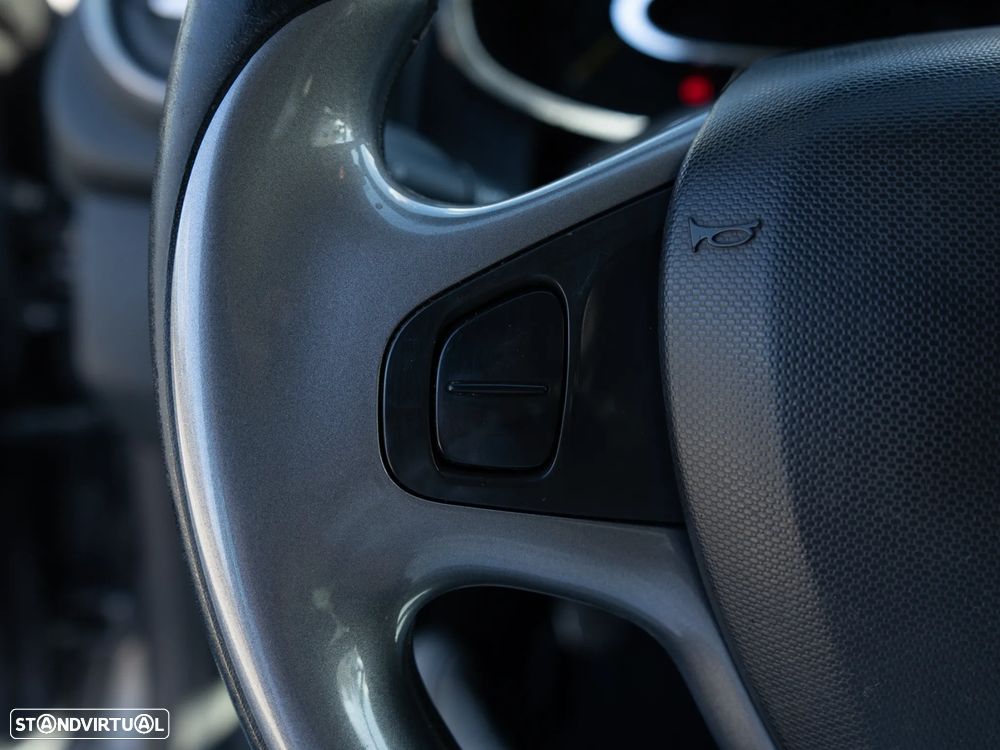 Renault Clio Sport Tourer dCi 90 Dynamique - 29