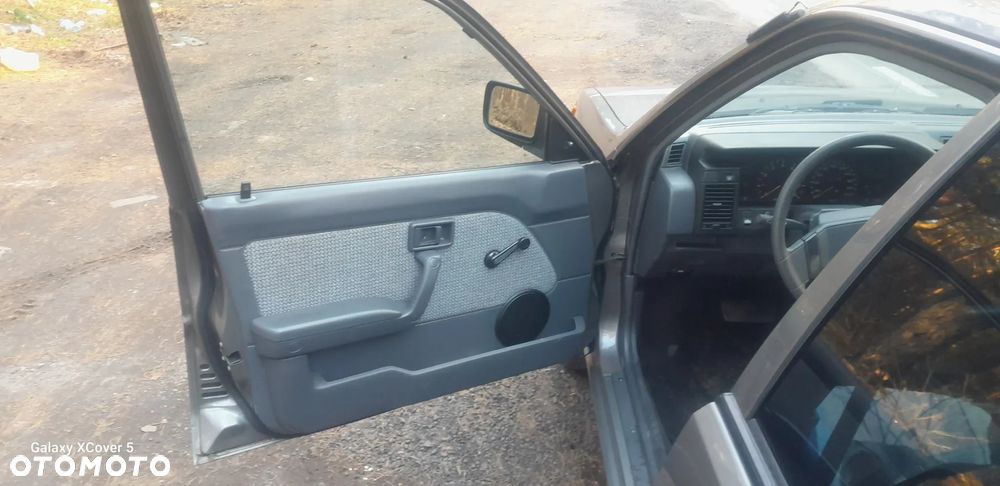 Nissan Sunny - 26