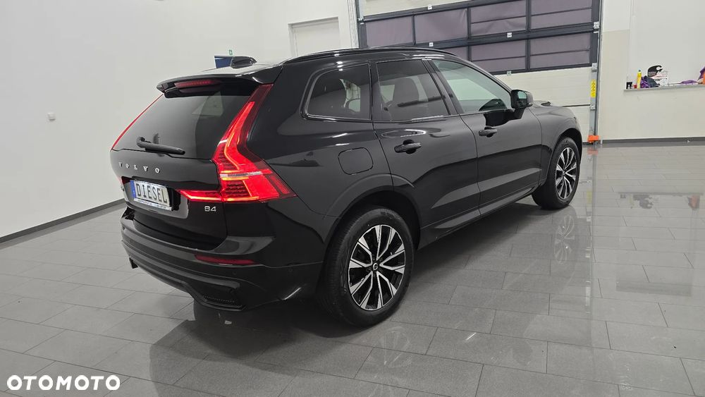Volvo XC 60 B4 D Ultimate Dark - 3