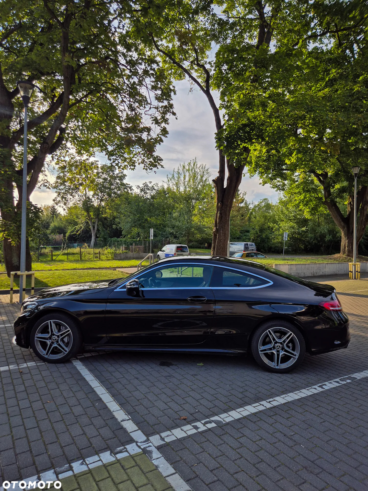 Mercedes-Benz Klasa C 180 Coupe 9G-TRONIC AMG Line - 8